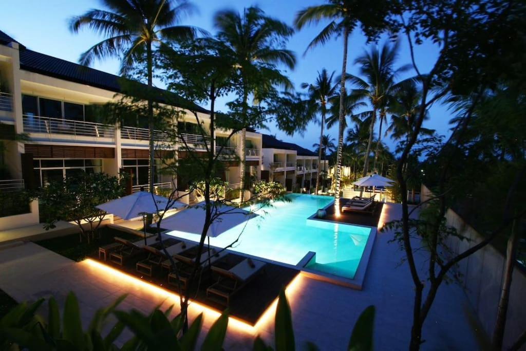 Sea View The Park Choeng Mon Apartment